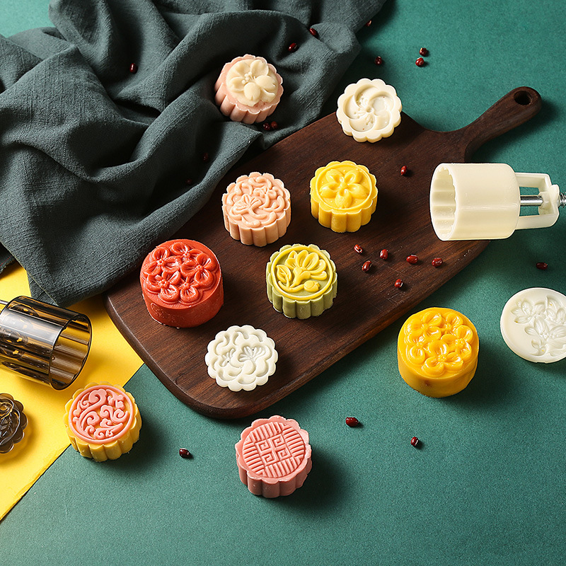 Moon cake mold green bean cake pastry Cantonese ice cream model printing tool hand pressure household embossing modeling baking tool