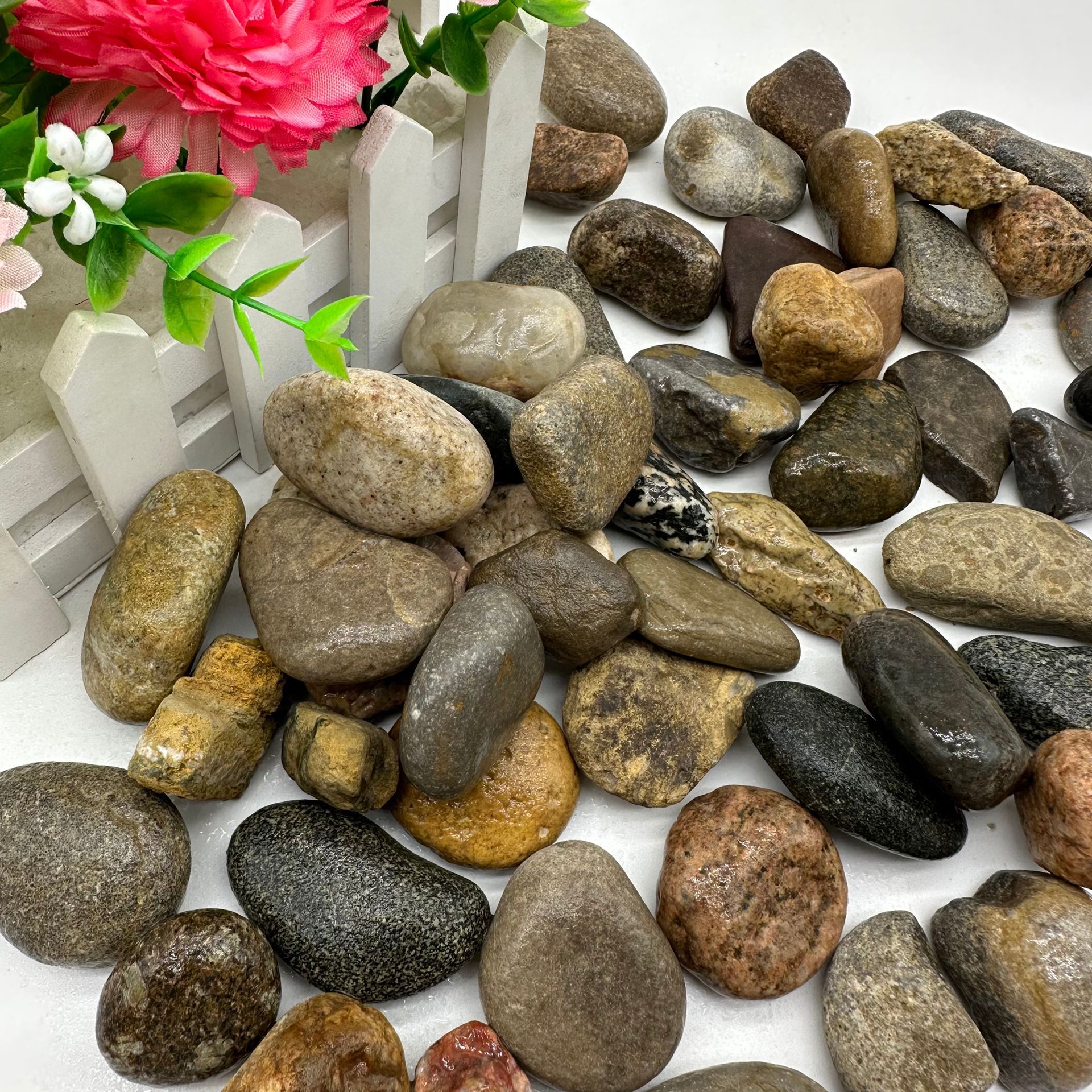 Pebbles 5-8cm Substation Special Polished Colorful Pebbles Paving Landscaping River Pebbles for Water Treatment
