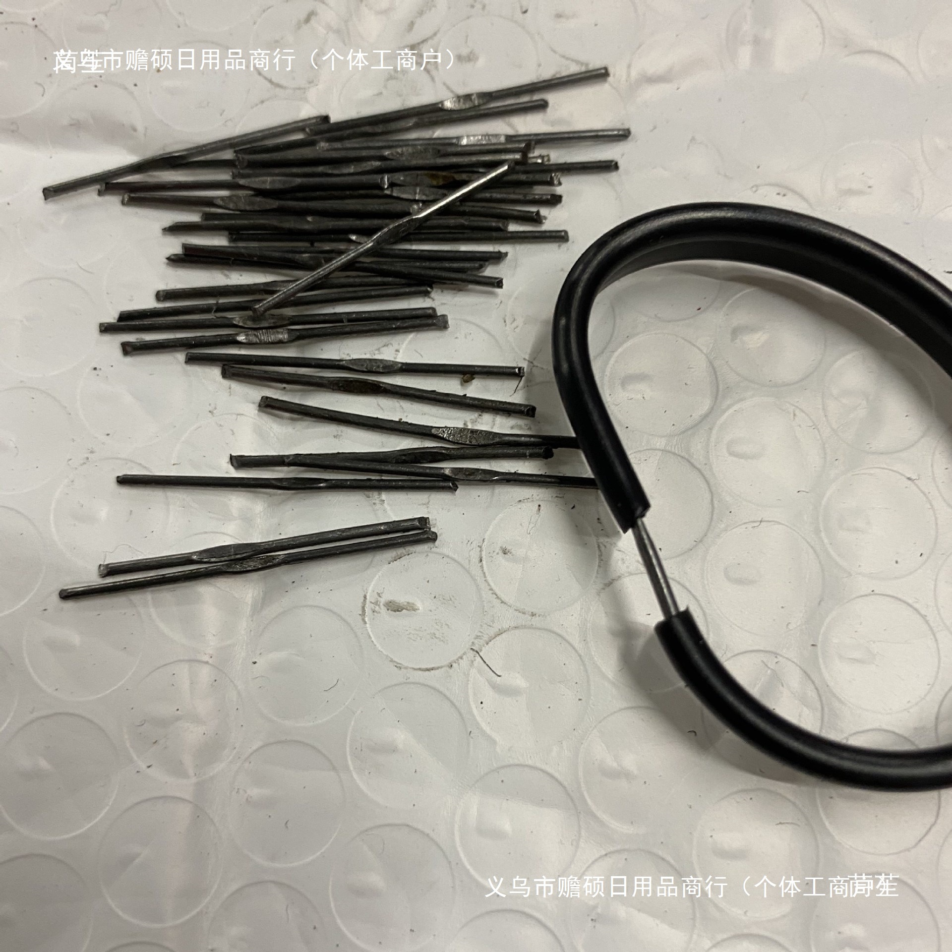 Steel Needles with Embedded Rubber Bones for Luggage Joints