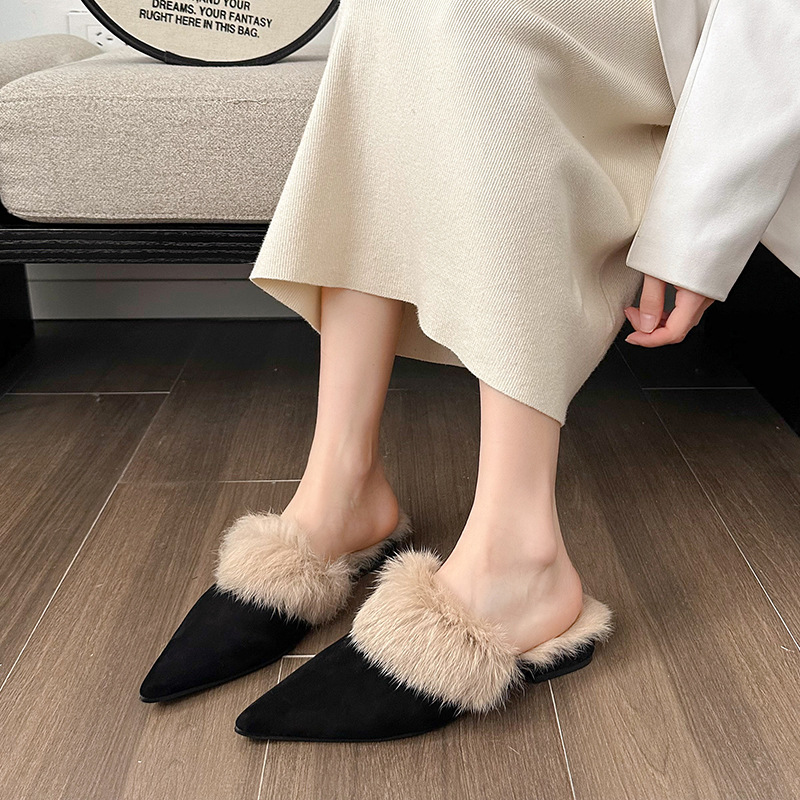 Retro Style Autumn and Winter 2024 New Pointed Toe Furry Warm Stiletto High Heel Half Slippers Women's Toe-Cap Mule Slippers