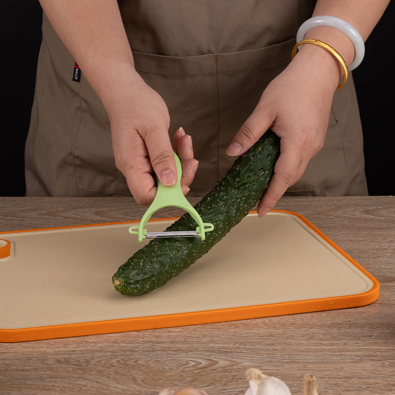 Net red kitchen stainless steel fruit knife baby food supplement suit cutting board knife fork melon planing cross-border wholesale suction card combination