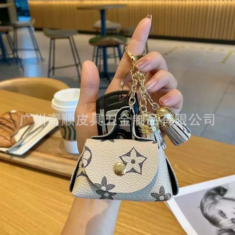 New Mini Cute Leather Presbyopic Lipstick Bag Coin Purse Storage Bag Headphone Bag Key Card Pendant Bag for Women