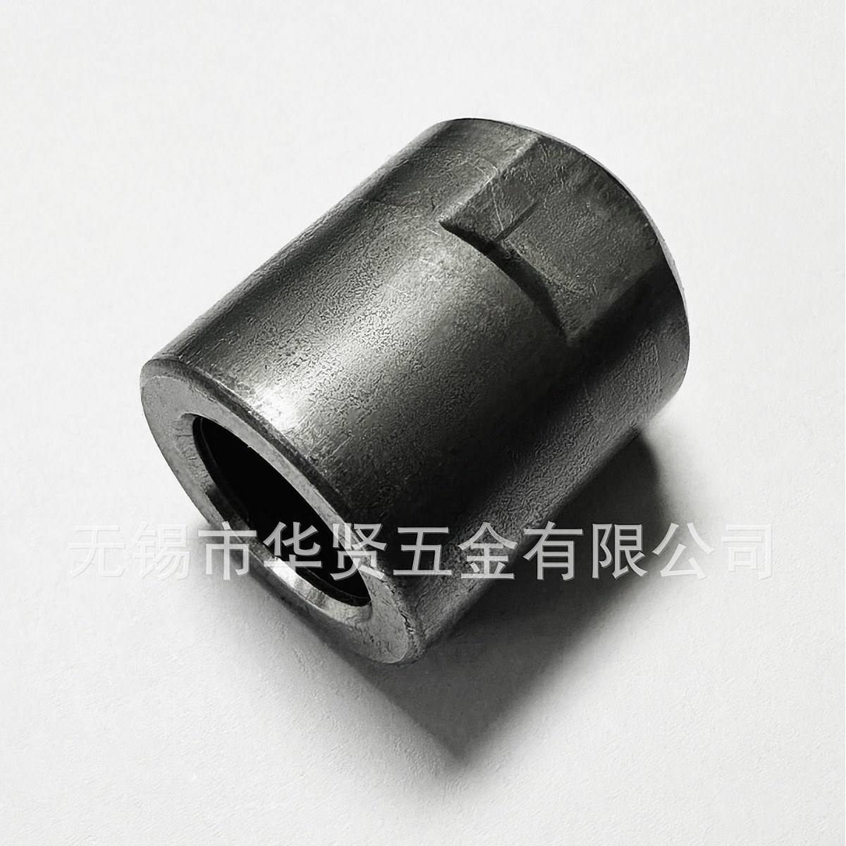 Обработка автомобильных запчастей и кастомизация различных мелких деталей, детали токарной обработки, детали механической обработки, однократная формовка холодной высадки.