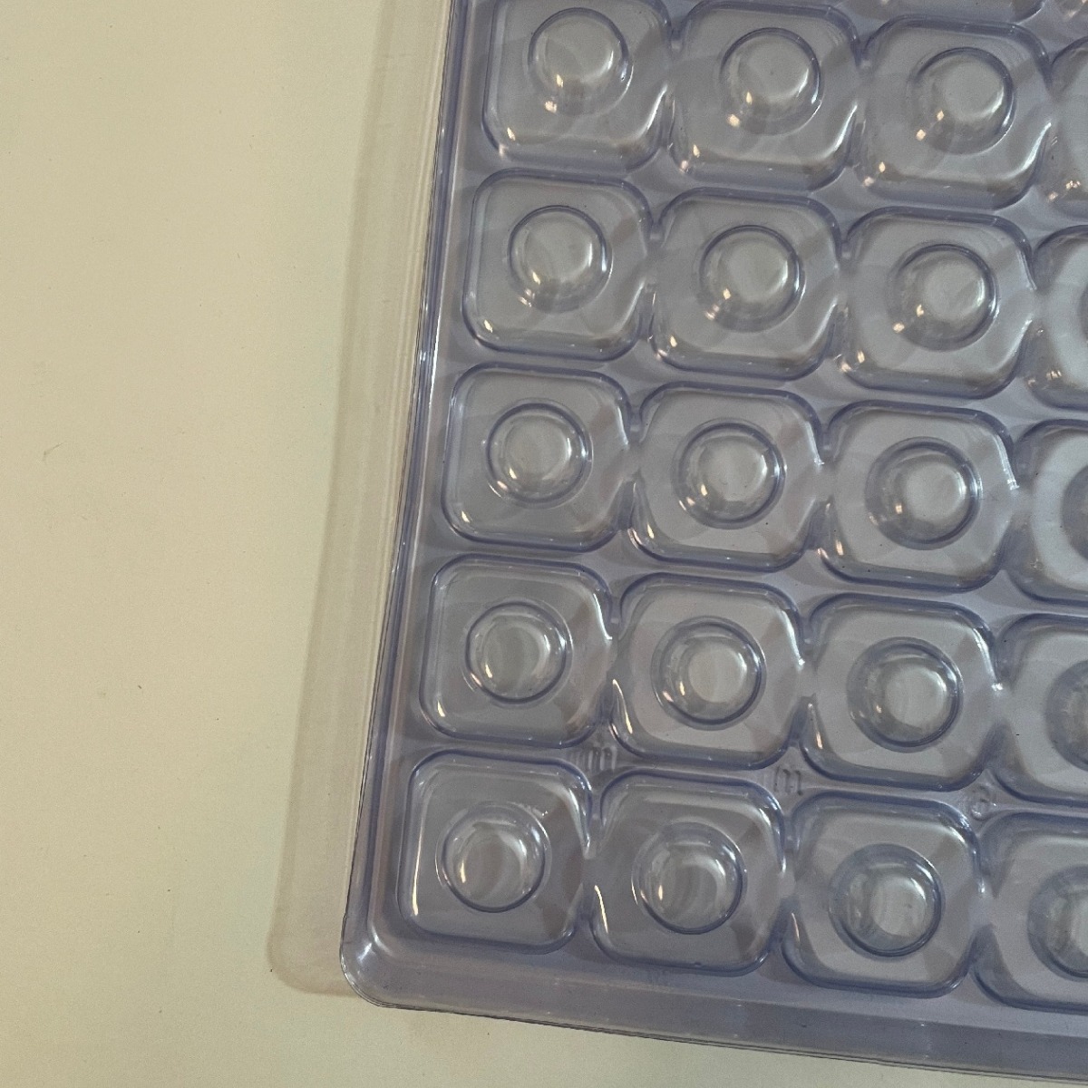 26-Sided 50-Piece Tray Pvc Plastic Tray Packaging Box