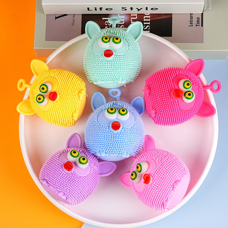Protruding-Eyed Owl Pinchable Fur Ball Children's Cartoon Luminous Toy Flash Vent Decompression Toy Wholesale