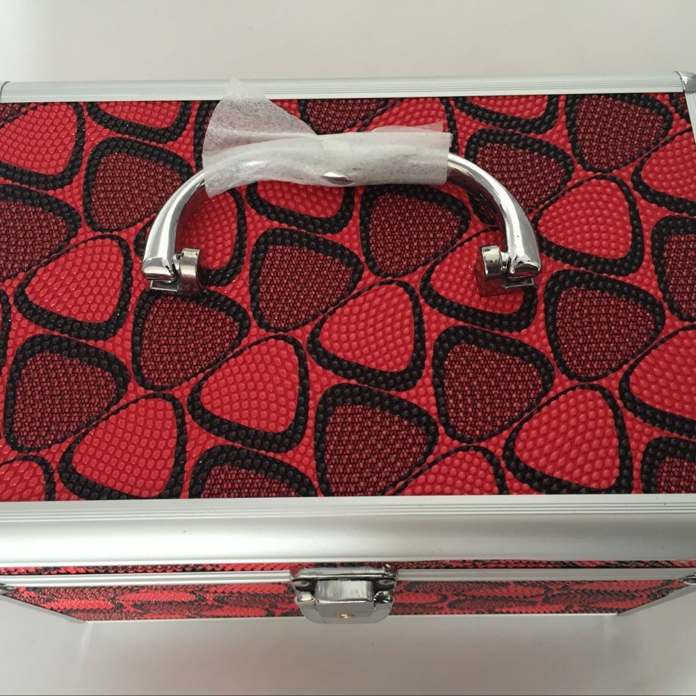 Обработка и кастомизация косметичек, кастомизация рисунков и образцов, профессиональное производство различных алюминиевых коробок