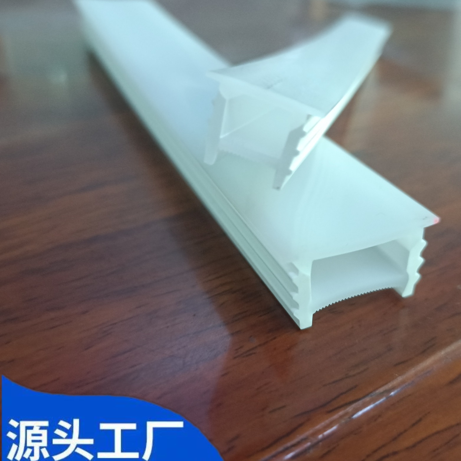 4025 потолочный чехол без сверления, производитель потолочных чехлов, оптовая продажа потолочных чехлов, рекламный потолочный чехол