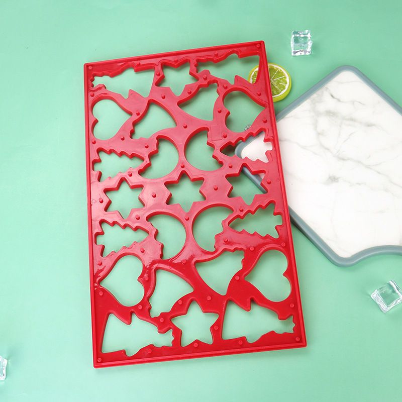 Manufacturers Produce DIY Plastic Cookie Molds Christmas Series of Various Shapes Cookie Stamping