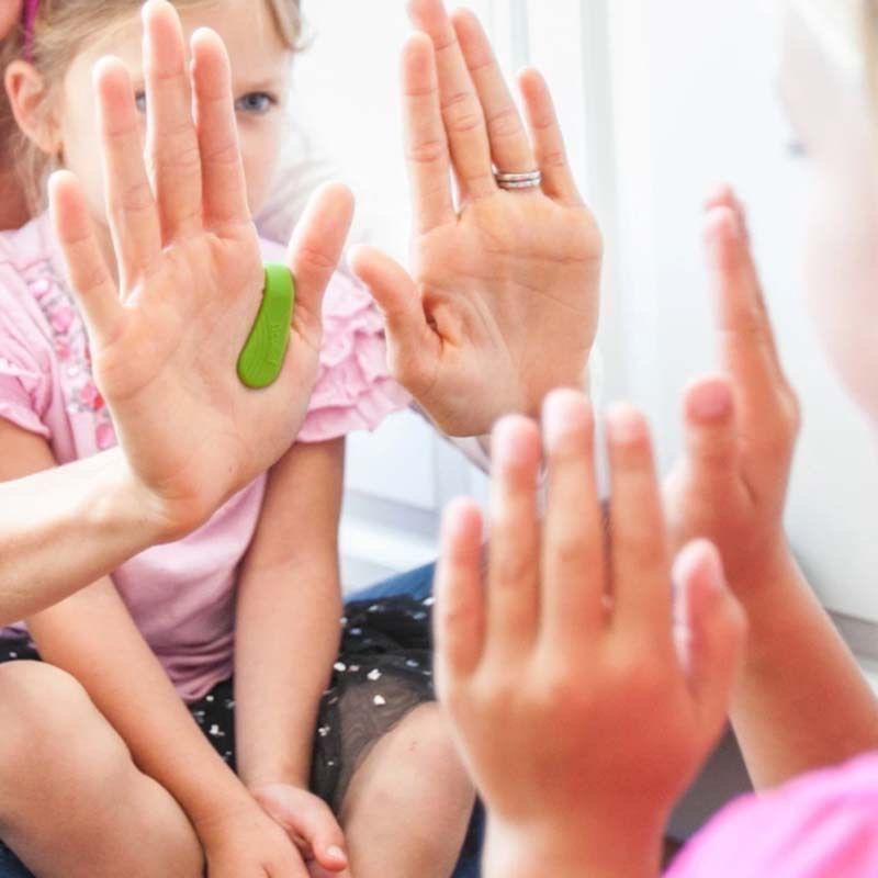 Universal Thumb Grip Massager with Multiple Specifications, Portable Mini Finger Massager That Can Be Used as a Shoehorn