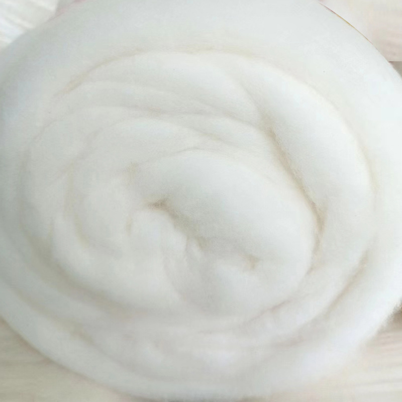 Xinjiang Long-Staple Cotton Manufacturer Quilt Core Home Textile Filled Soft Fluffy Quilt Combed Cotton Wholesale