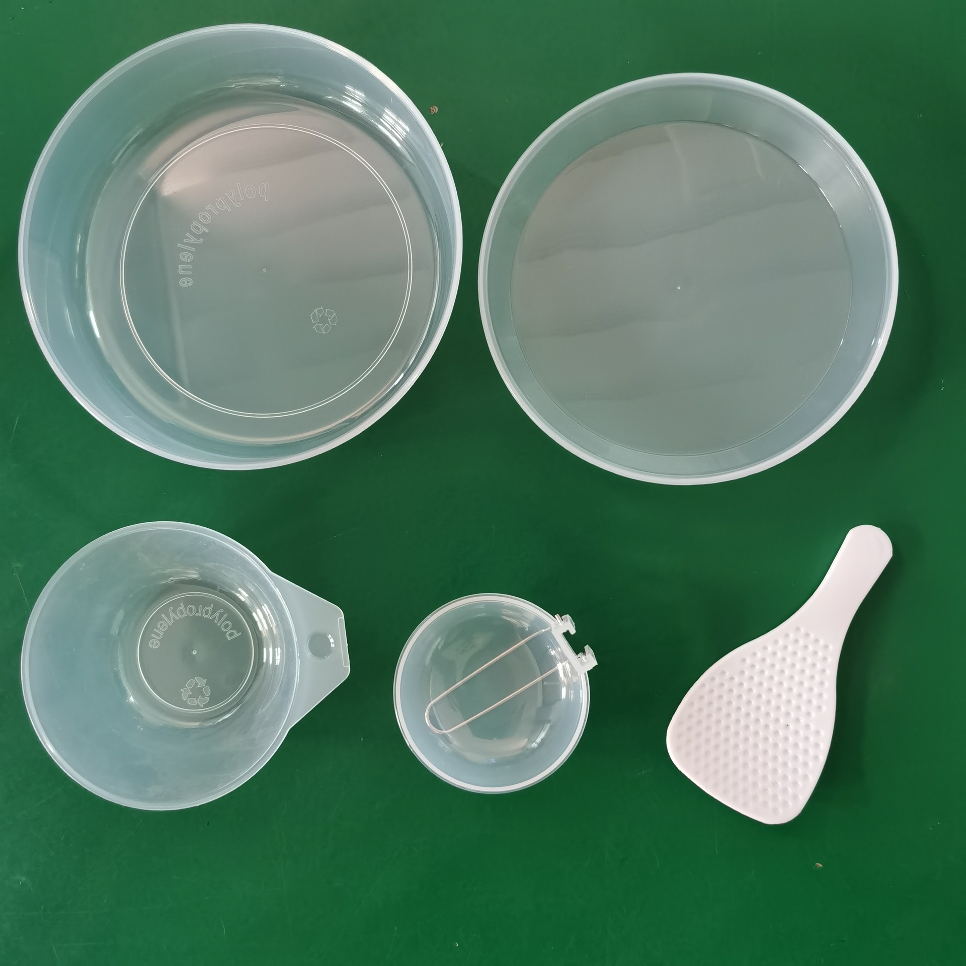 Outdoor tableware set outdoor marching tableware package set picnic matching tableware PP environmental protection plastic tableware manufacturer