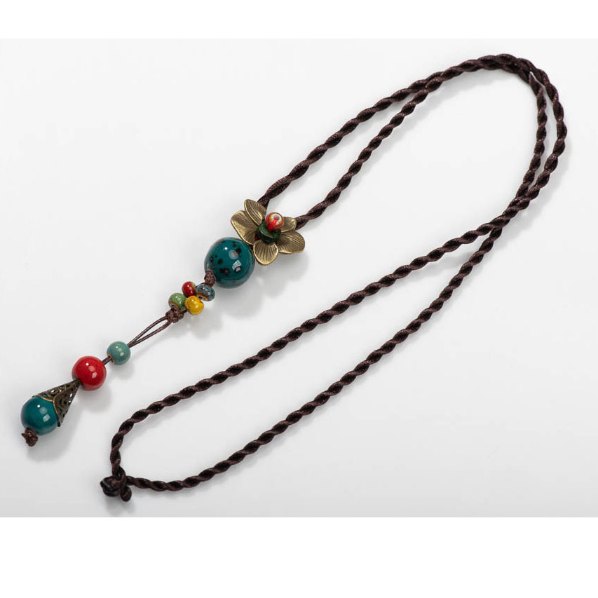 Flower Shadow Dream 70-80cm Adjustable Long Ceramic Pendant Necklace Elegant Design Suitable for Sweater