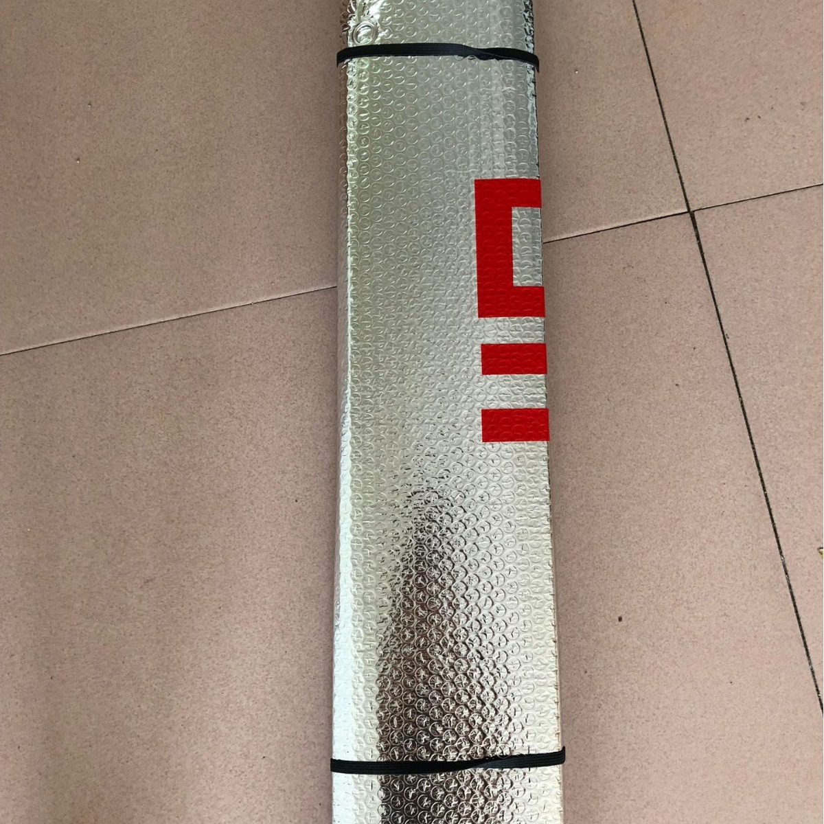 Wholesale Car Sunshade, Car Sunshade, Car Sunshade Mat, Sun Protection and Heat Insulation Aluminum Foil Sunshade