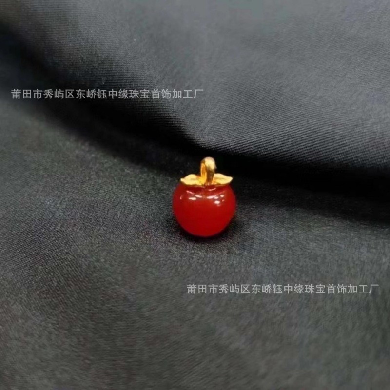 18K Gold Leaf Inlaid with Red Agate Apple Pendant Accessible Luxury Niche Peace Fruit Necklace Christmas Eve Gift