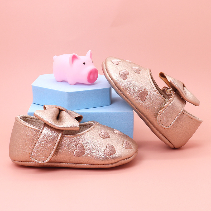 New baby shoes butterfly heart-shaped foreign trade Korean baby shoes toddler shoes Princess wind comfortable soft bottom children's shoes wholesale