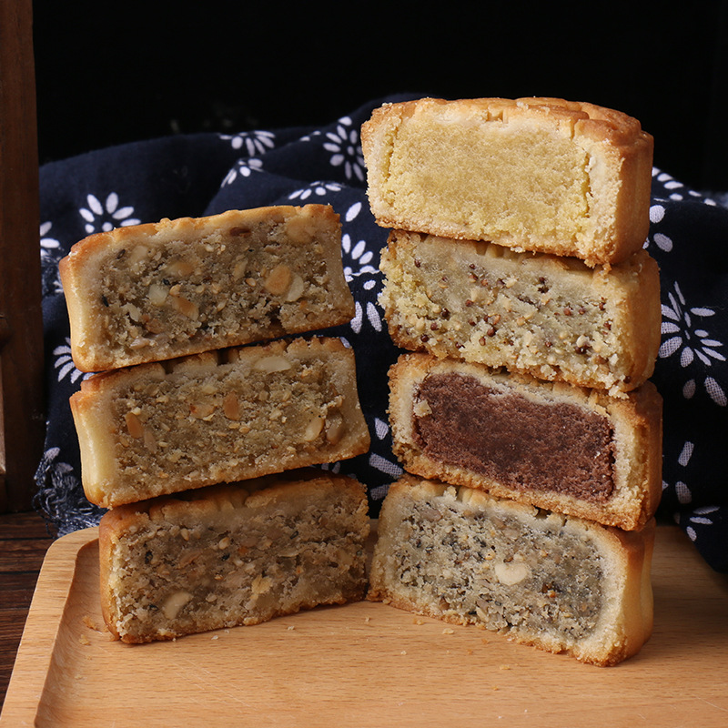 Xylol Cantonese pulp skin moon cake five kernel black sesame Mid-Autumn Festival moon cake traditional pastry snack snack