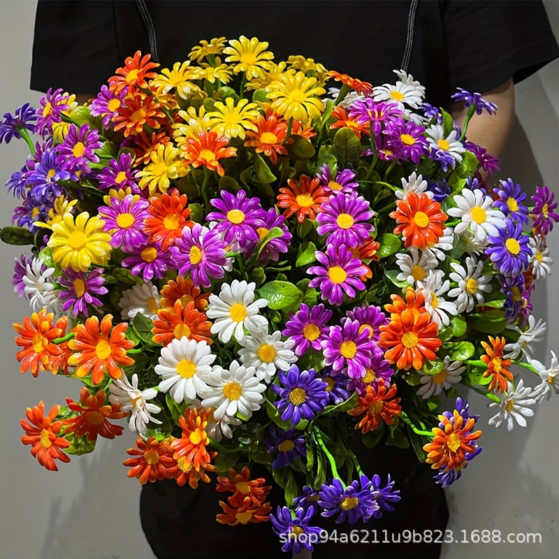 Popular Artificial Chamomile Small Daisy Artificial Bouquet Plastic Flowers Outdoor Balcony Living Room Decoration Table Flowers