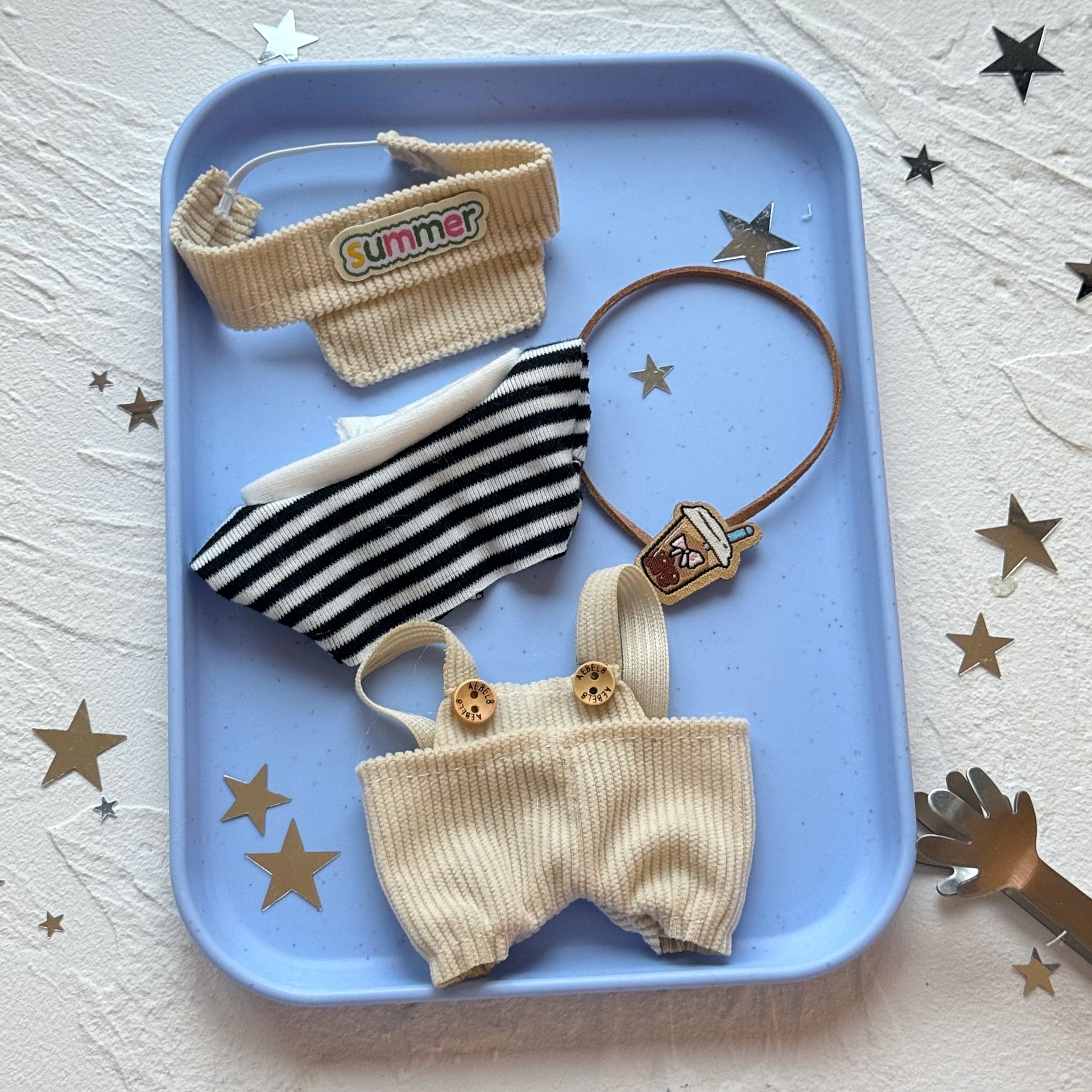 Labubu Is Suitable for 17cm Labubu Vinyl Dolls, Plush Dolls, Etc., and Can Be Dressed up and Changed into Different Outfits as a Toy