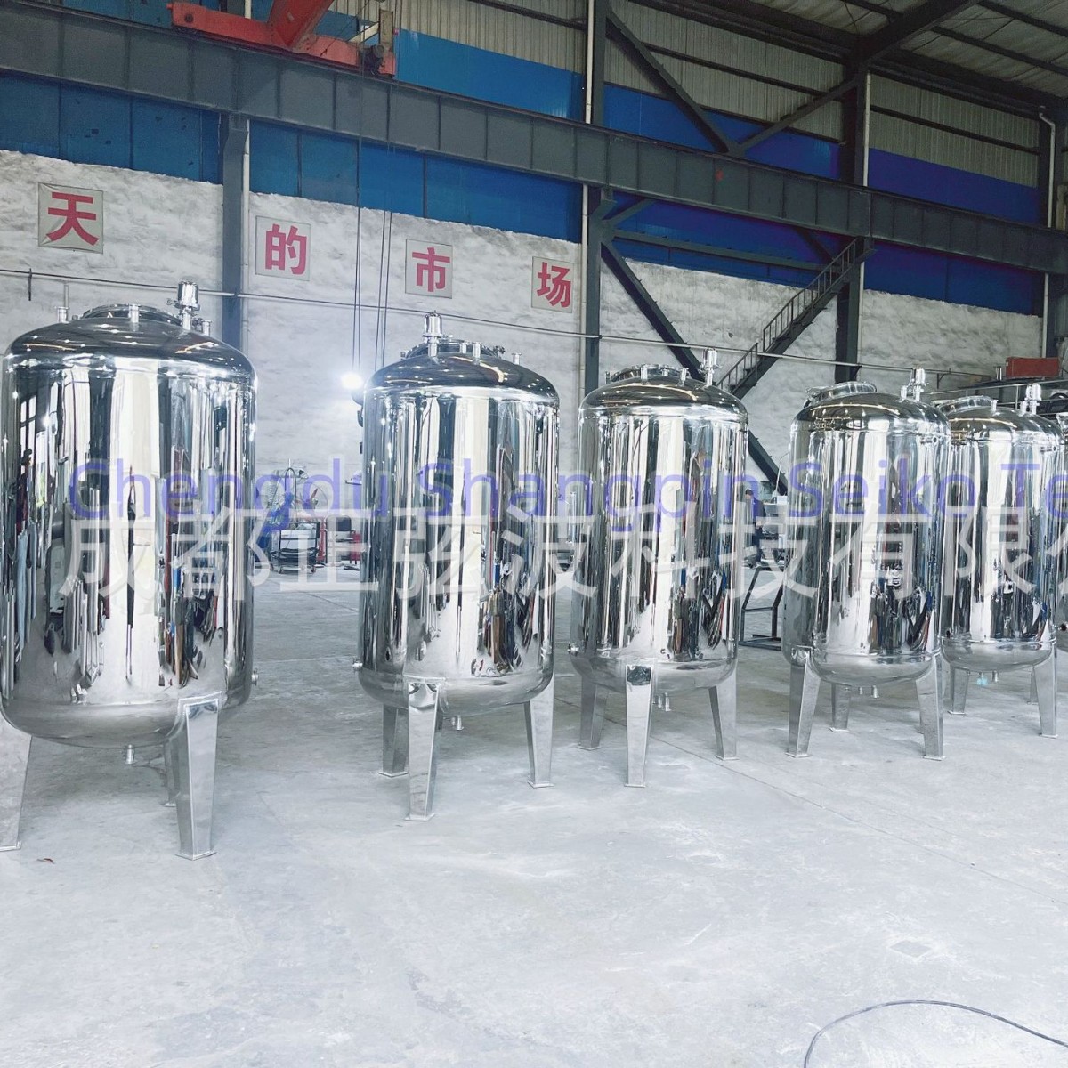 Industrial Chemical Storage Tank 1000L2000 Liter Food Grade Liquid Storage Tank Mixing Reaction Tank Manufacturer Customization