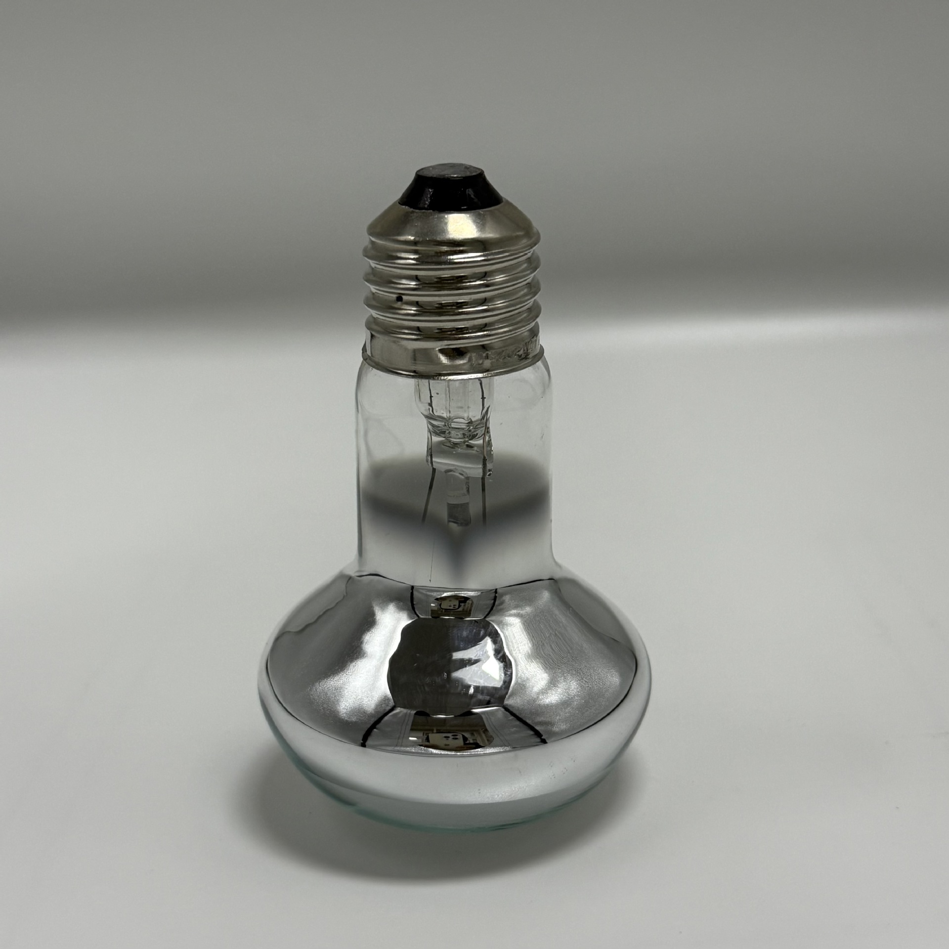 Xingxin Bathroom Heater Middle Lighting Bulb for Home Bathroom Shower Reflection Warm Light 220V 25W