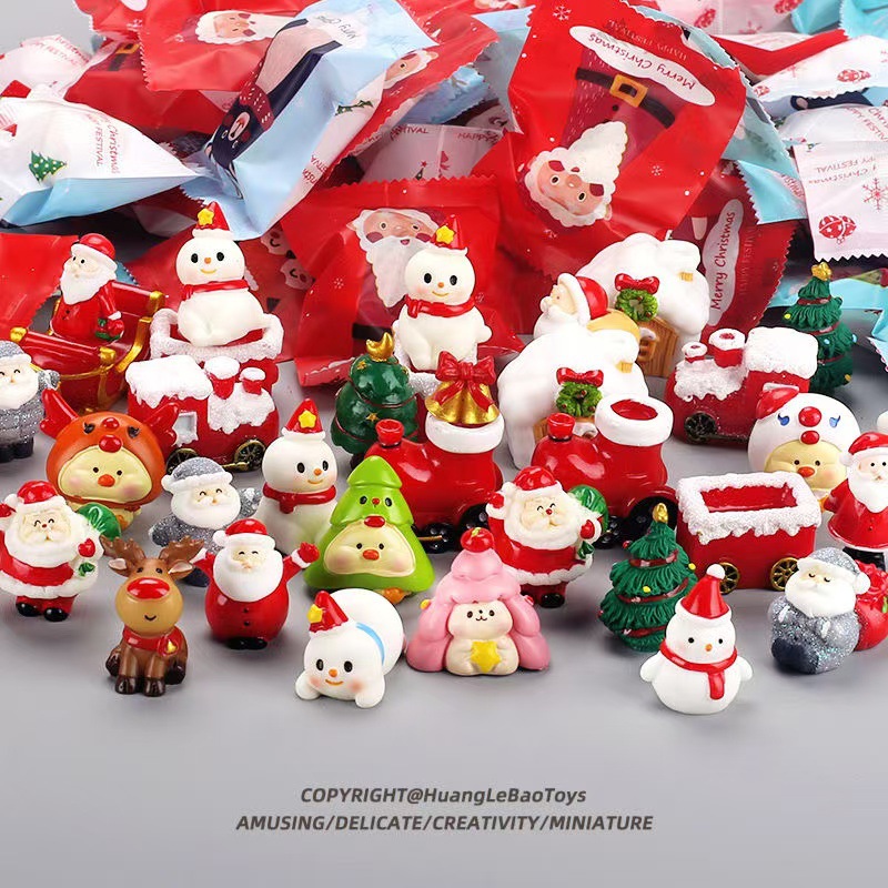 Christmas Blind Bag Miniature Blind Box Mini Cute Santa Claus Doll Children's Gift Toy Decoration Small Ornaments