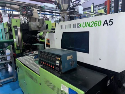 Передача б/у литьевой машины Yizumi 120-160-260 тонн, партия сервомашин для литья под давлением