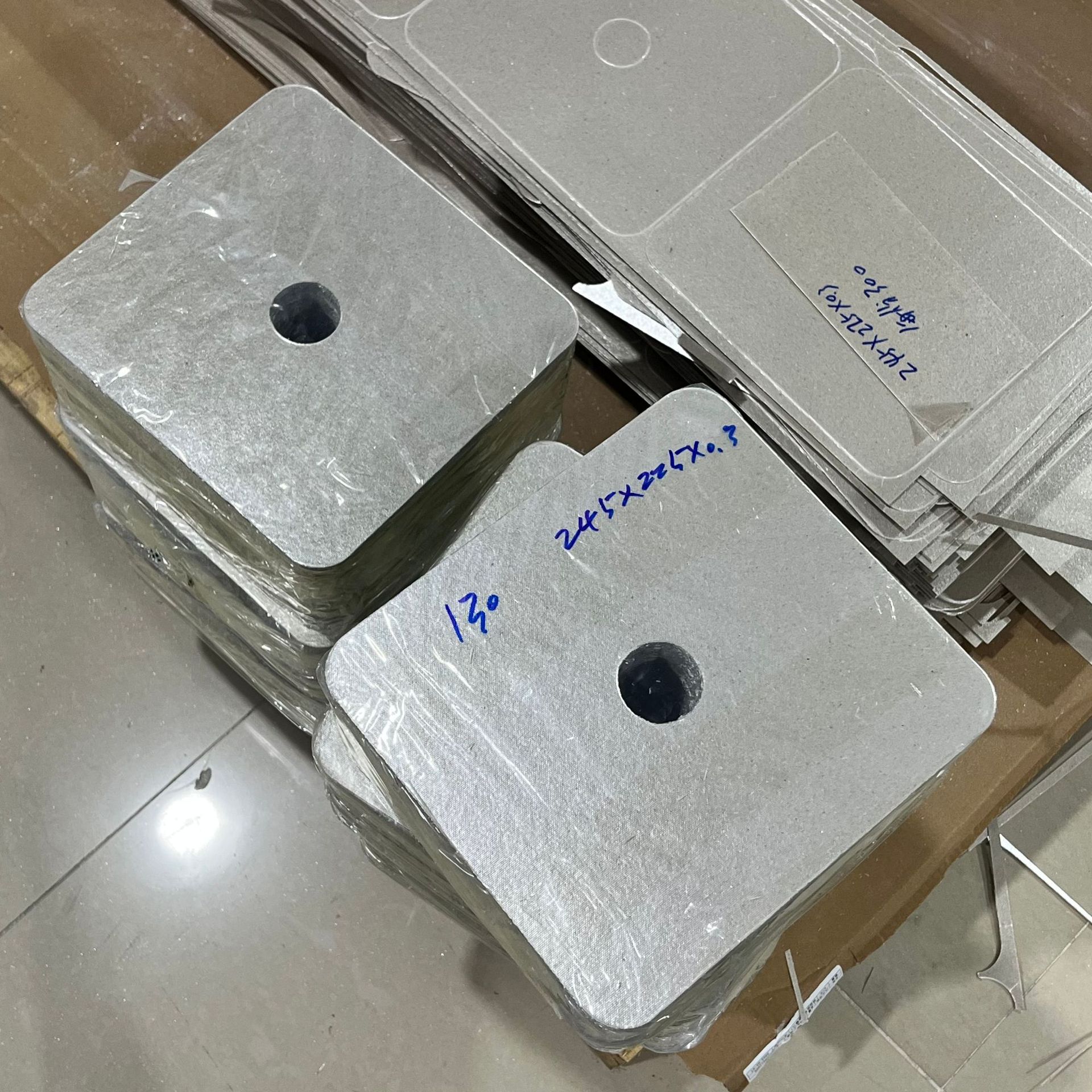 Induction Cooker Universal Mica Sheet High Temperature Resistant Insulating Gasket Mica Insulation Sheet Mica Gasket Sealing Machine Insulation Sheet