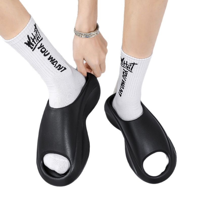 Men's Slippers for Summer Outdoor Wear 2025 New Indoor Home Couple Non-Slip Comfortable Sports Sandals Men's Style