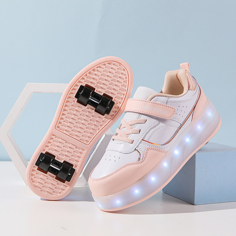 Cross-border direct selling boys and girls new four-wheel heyday shoes with wheels sliding flat wind-fire roller skates factory shop
