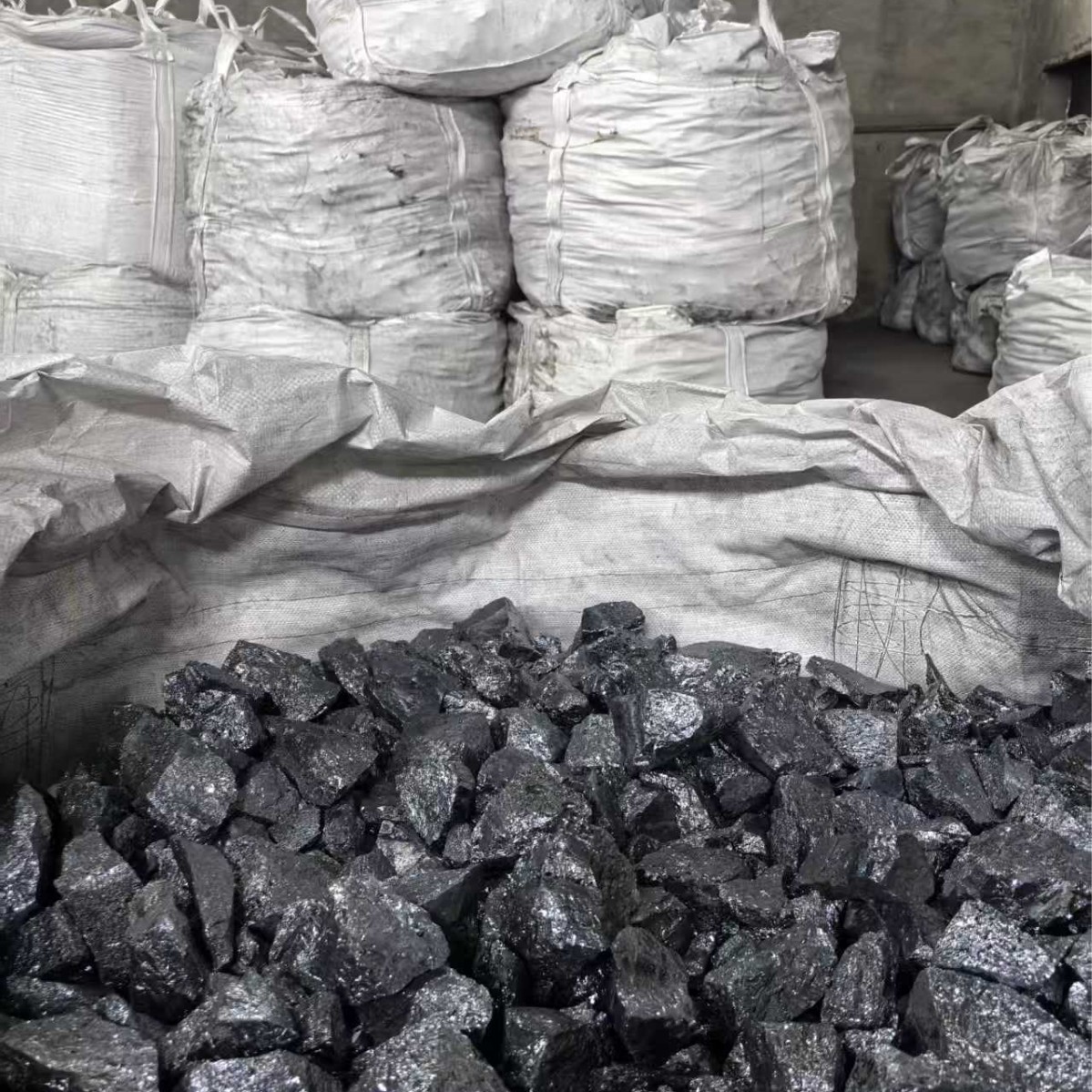 Metal Silicon Block, Single Crystal Silicon Block, Polycrystalline Silicon, High Purity Industrial Metal Silicon, Natural Spot Supply of Metal Silicon Particles