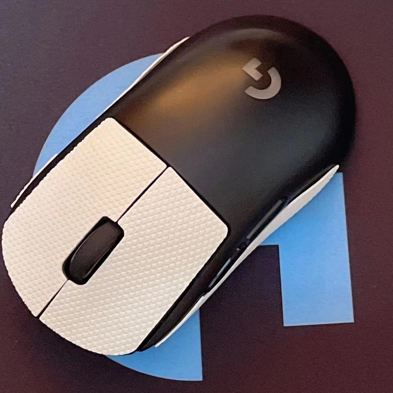 Suitable for Logitech Gpw 2Nd Generation Competitive Mouse Anti-Slip Sticker Anti-Slip Sweat-Absorbent Dog Fart King Second Generation Printing Set Sticker