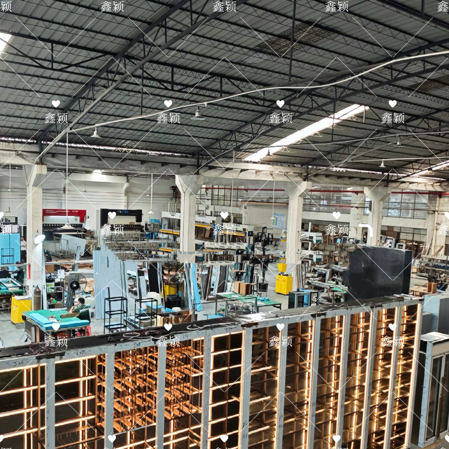 Iron Bar Wine Rack Wall-Mounted Wine Cabinet Bar Storage Rack Red Wine Wall Home Restaurant Display Rack Restaurant Wall-Mounted