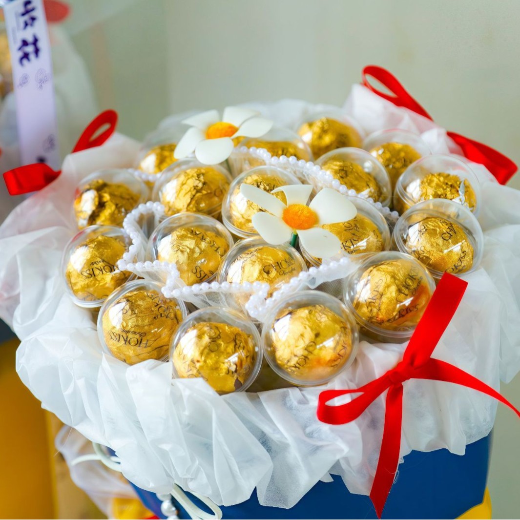 Finished Chocolate Rose Bouquet for Girlfriend, Best Friend, Birthday Gift, Girl Graduation, Valentine's Day, Girly Heart