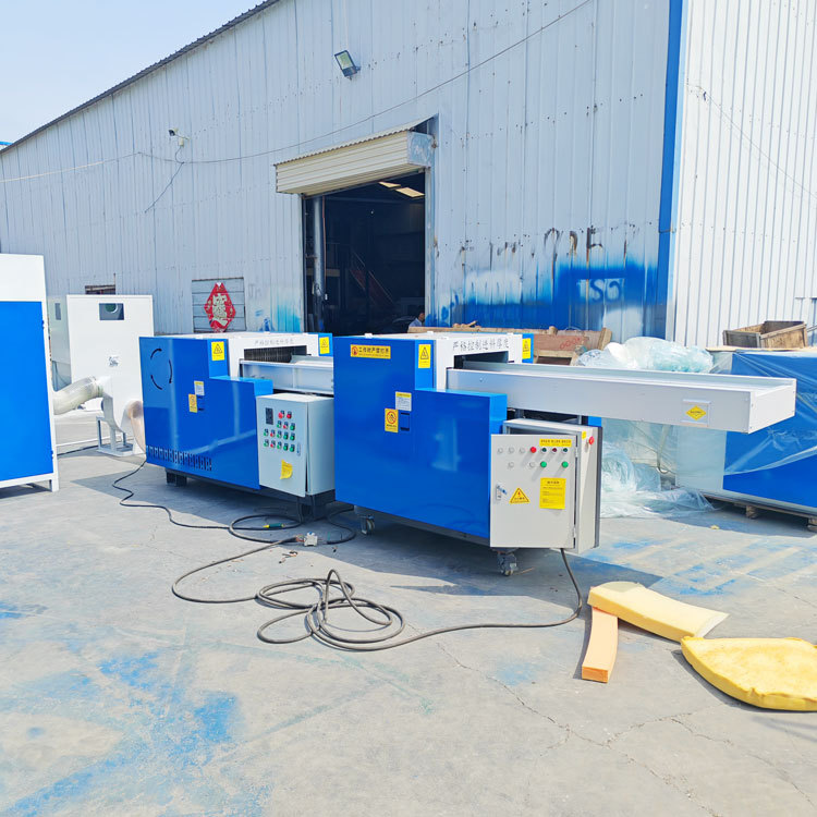 Chemical Fiber Cutting Machine Manufacturers Supply Plastic Cloth Old Clothes Shredding Machine Export Waste Paper Book Cutting Machine