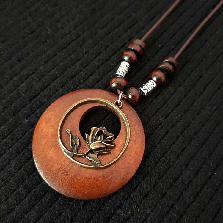 Cross-Border Amazon New Retro Cotton and Linen Accessories Ethnic Style Wooden Long Women's Sweater Chain Alloy Leaf Necklace