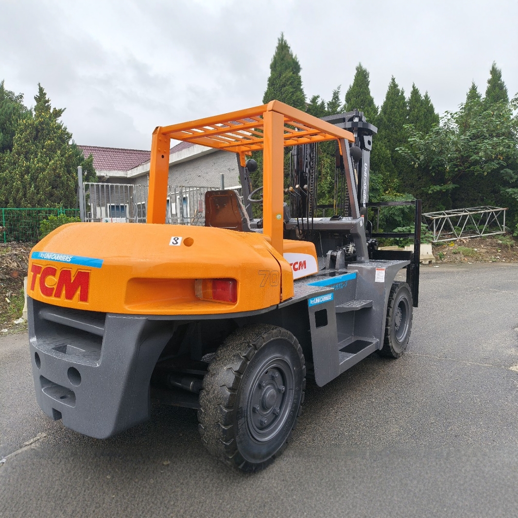 Tcm7 Ton Second-Hand Forklift Raised 3m with Side Shift Used Forklift Spot Transfer Low Price Package Delivery