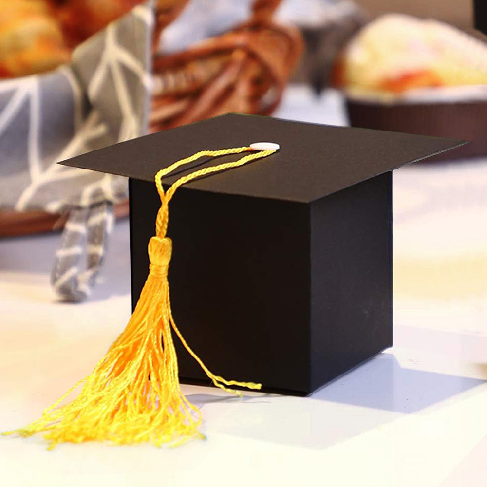 Cross-border Creative New Celebration Bachelor Hat Packaging Box Graduation Party Return Gift Candy Box in stock European Box