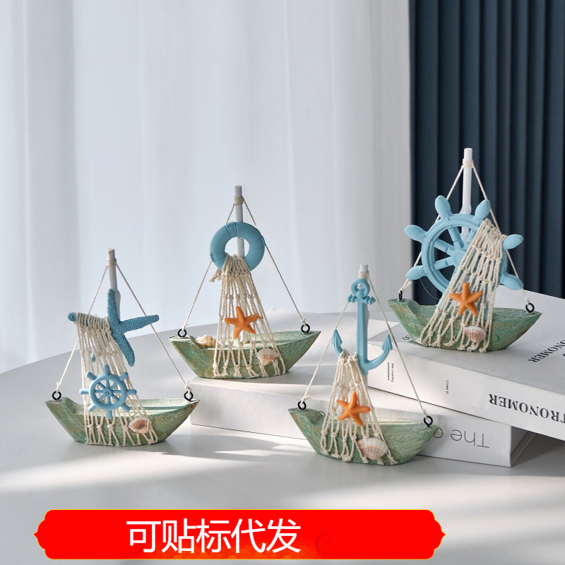 Декоративная модель деревянного парусника в средиземноморском стиле с якорем, штурманом, морской звездой и спасательным кругом