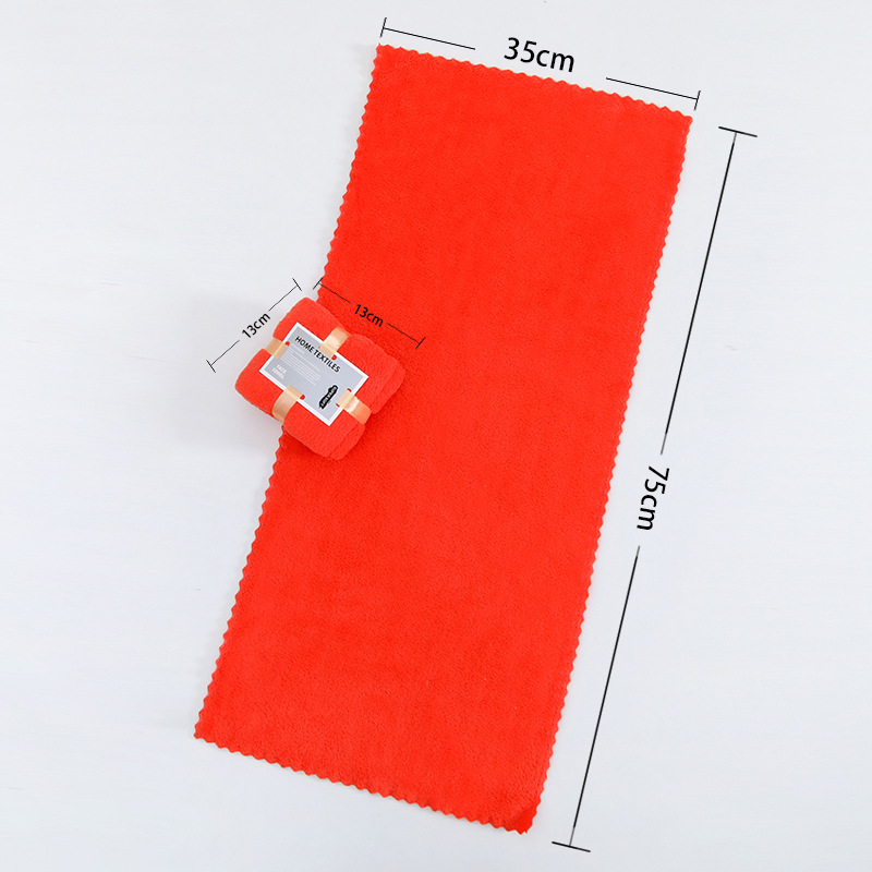 Wholesale coral fleece square tie card absorbent towel hand gift. Wedding wedding shop return gift. Company celebration creative gift