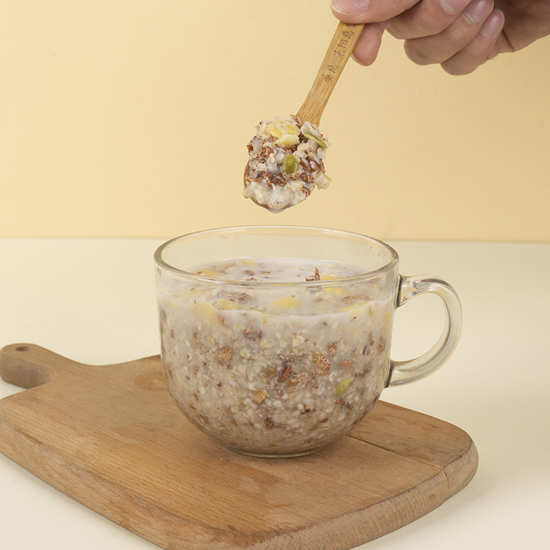 Chia seed prune oatmeal diet greasy sedentary coarse grains ready-to-eat breakfast meal substitute non-boiled oatmeal