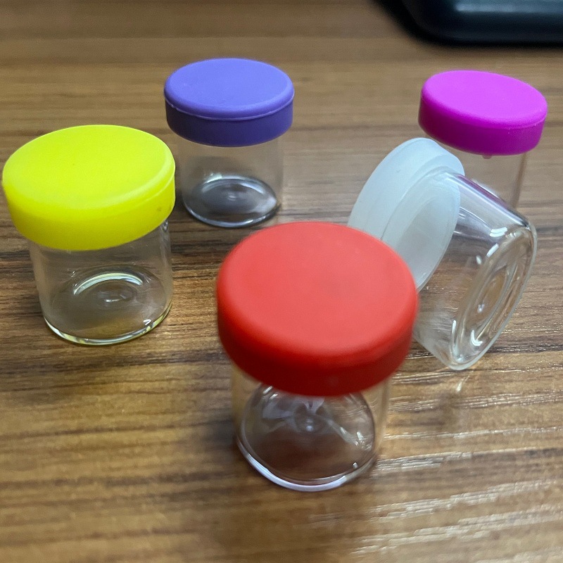 6ML borosilicate glass tobacco paste jar with silicone lid cream bottle fresh glass medicine box