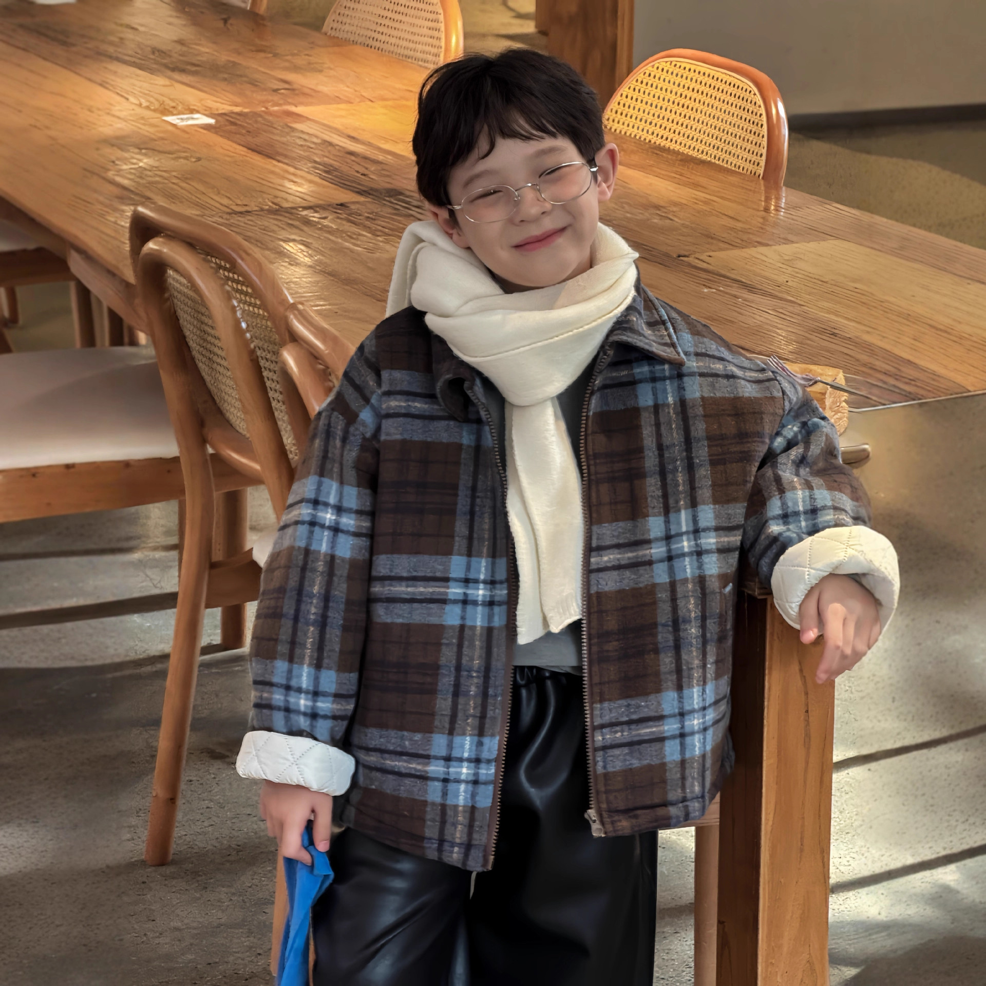 Lanyu 25 осень-зима новая корейская одежда для детей маленького и среднего размера, утолщенная стеганая клетчатая коричневая шершавая короткая куртка