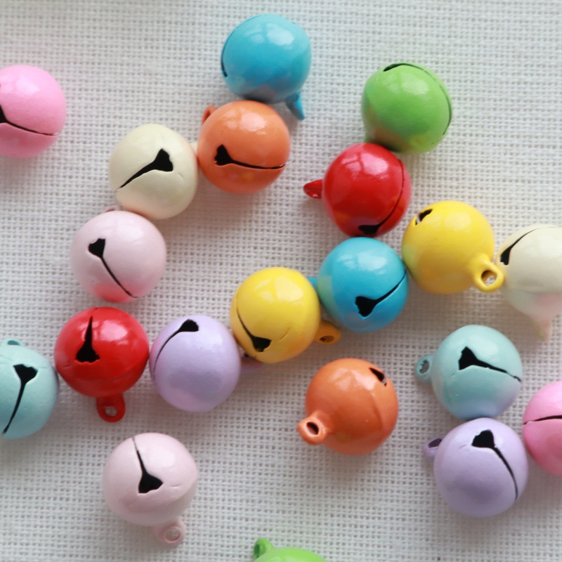 14мм окрашенный маленький круглый колокольчик DIY креативные аксессуары для домашних животных цветной металлический роликовый колокольчик с распылением для Рождества