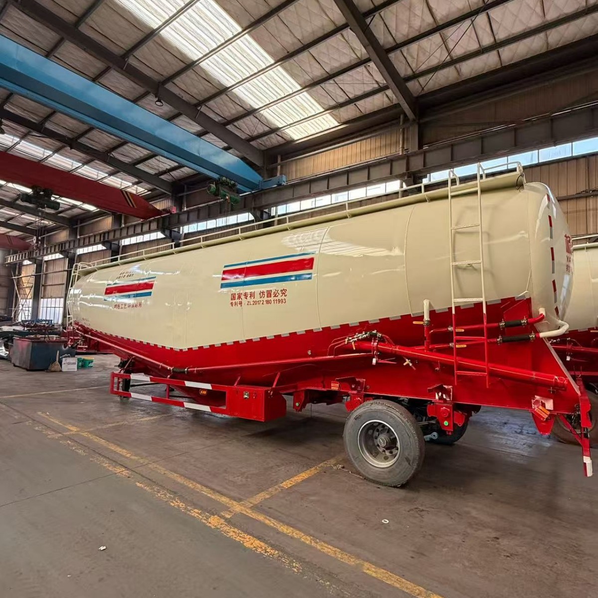 Cross-Border 50 Cubic Bulk Cement Tank Semi-Trailer Bulk Granular Urea Tank Dry Mixed Mortar Tank Calcium Hydroxide Tank