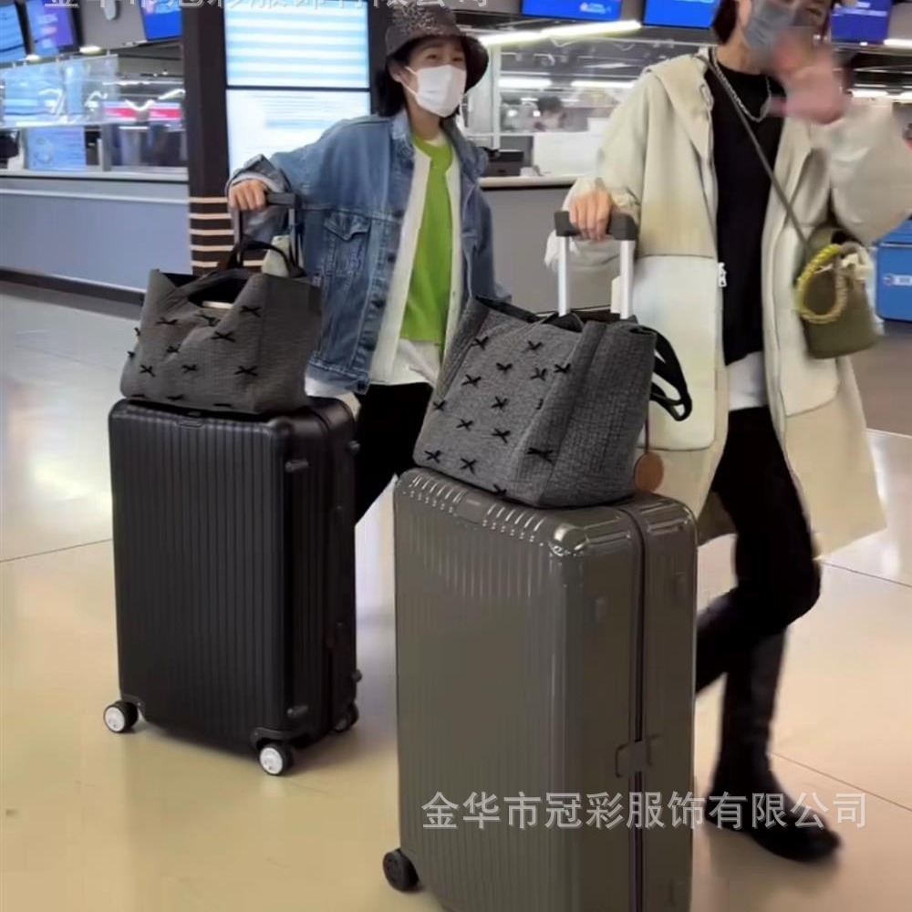 Japanese-style Ins-style Large-capacity Simple Multi-functional Out-of-home Mother and Child Handbag Trailer Shoulder Embroidered Hanging Bag