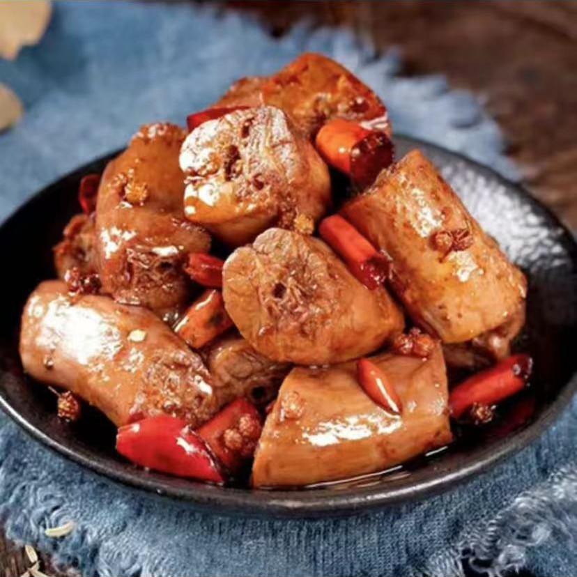 Weiyiwei 50g Spicy Chicken Neck 22g Spicy Neck Spicy Refreshing Open Bag Ready to Eat