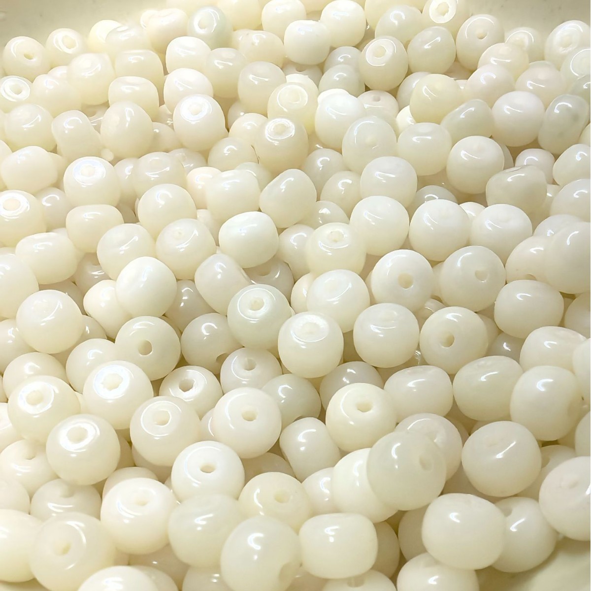 Натуральный индонезийский белый нефрит Бодхи корень сухая мелкая без воска бусина Бодхи рассыпная бусина Бодхи Zi бусина Будды ручная нить оптовая