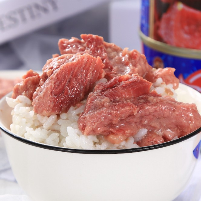 Russian flavor map canned beef can open can instant lunch meat 400g