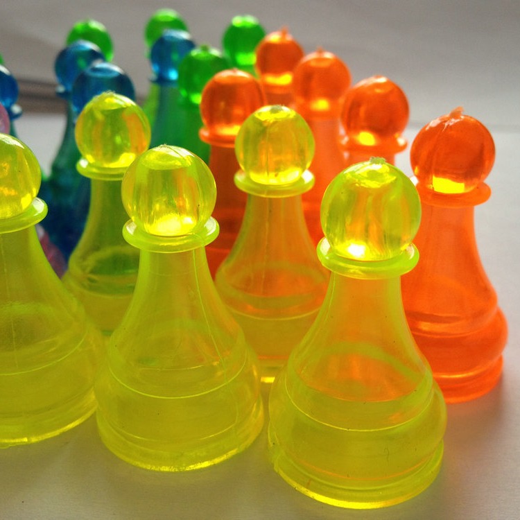 Factory in stock friends Mingyingguang big checkers creative plastic hollow children's checkers cartoon game entertainment chess