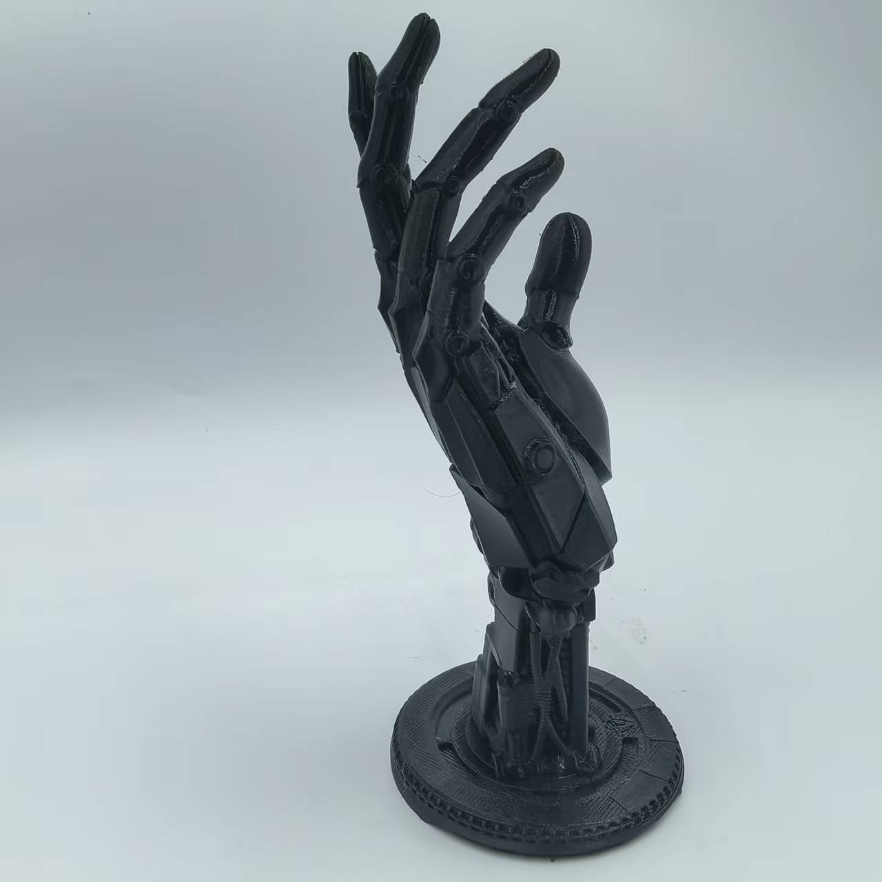 Cross-Border Hot-Selling 3D Printed Model Cyberpunk Robotic Arm Game Controller Stand Gift Ornament for Boys and Children